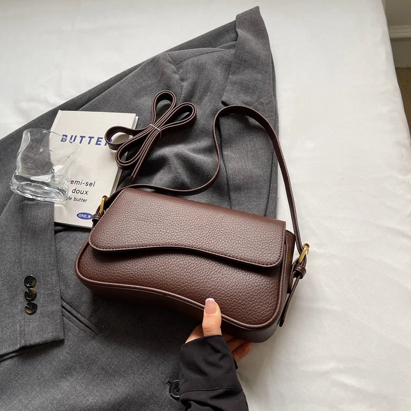 Bolso de hombro de cereza