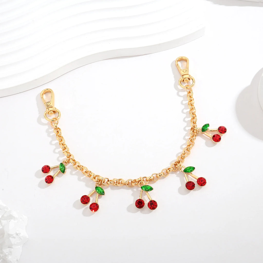 Llavero de cereza con perlas