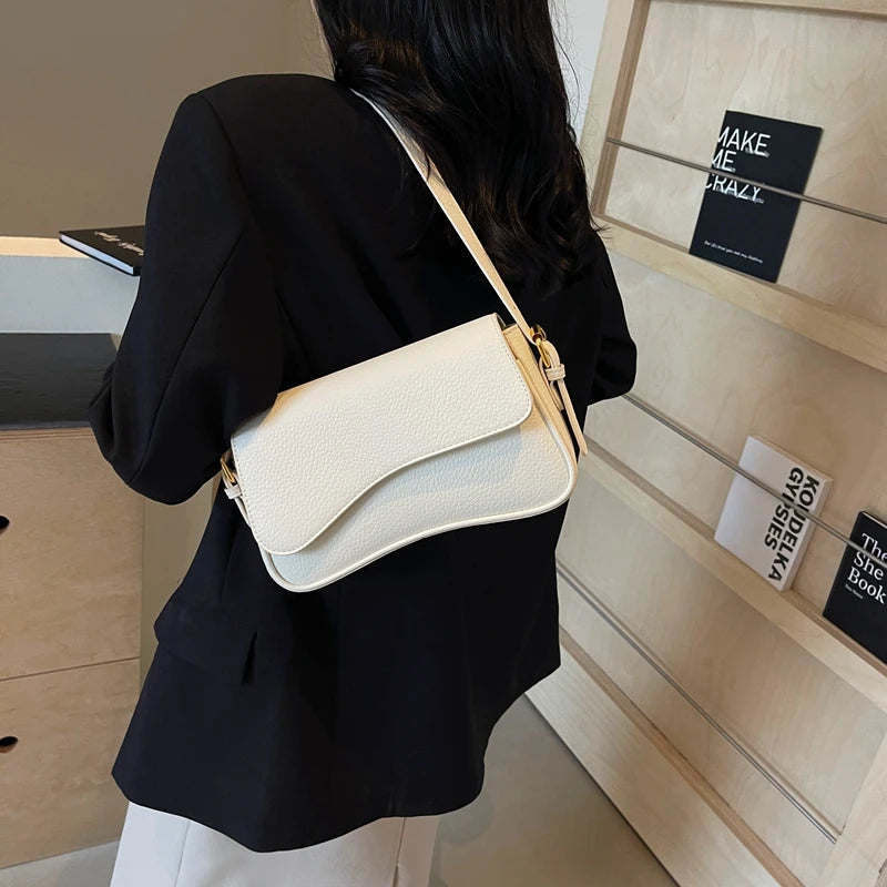 Bolso de hombro de cereza